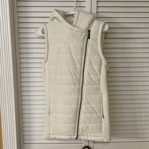Artisan NY Hooded Quilted Vest jacket